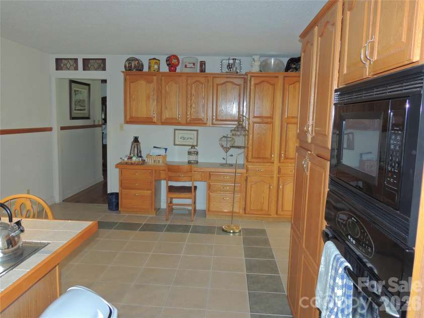256 Gable Hill Lane, Bostic, NC 28018.  MLS# CAR4342092, YatesRealty ID 5963. Kitchen