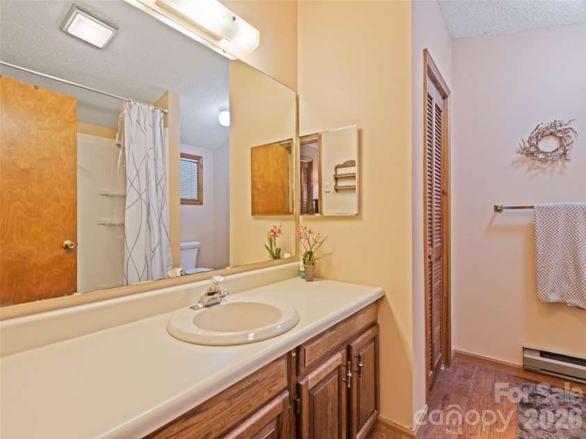 1672 Summit Drive, Maggie Valley, NC 28751.  MLS# CAR4356667, YatesRealty ID 5965. 