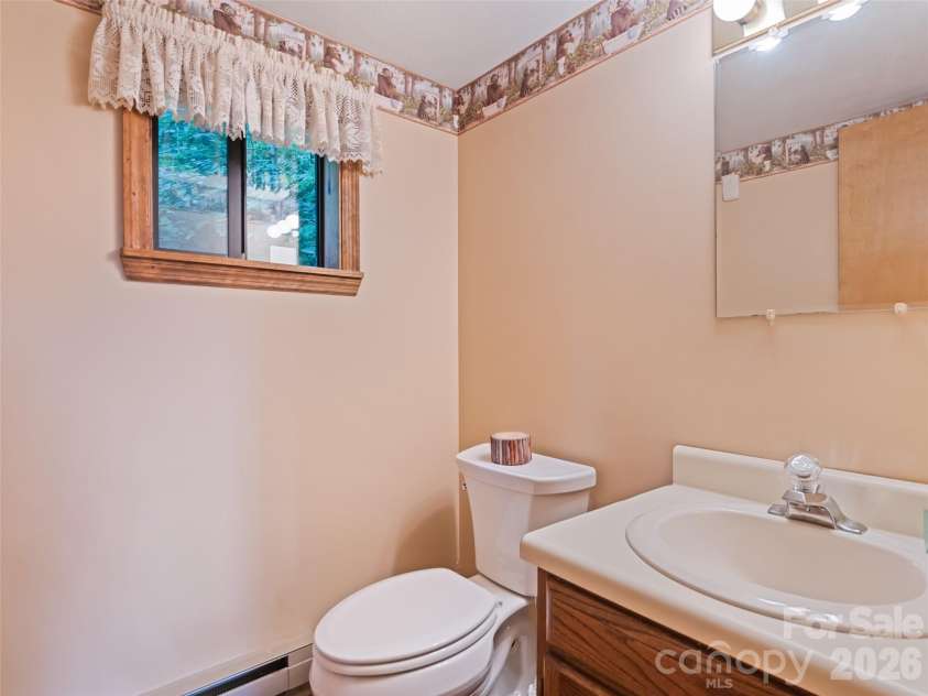 1672 Summit Drive, Maggie Valley, NC 28751.  MLS# CAR4356667, YatesRealty ID 5965. 