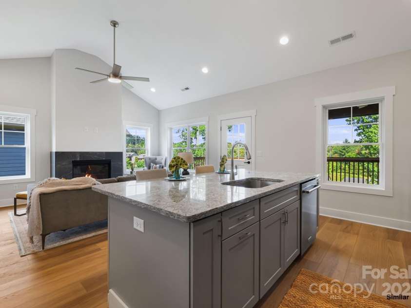 83 Loftin Street, Weaverville, NC 28787.  MLS# CAR4185292, YatesRealty ID 5965. 