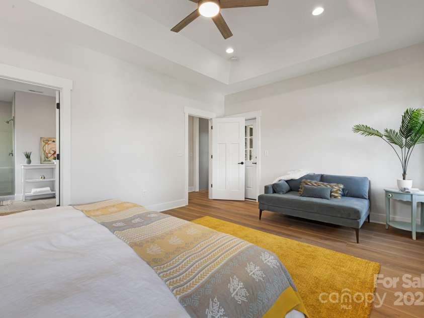 83 Loftin Street, Weaverville, NC 28787.  MLS# CAR4185292, YatesRealty ID 5965. 