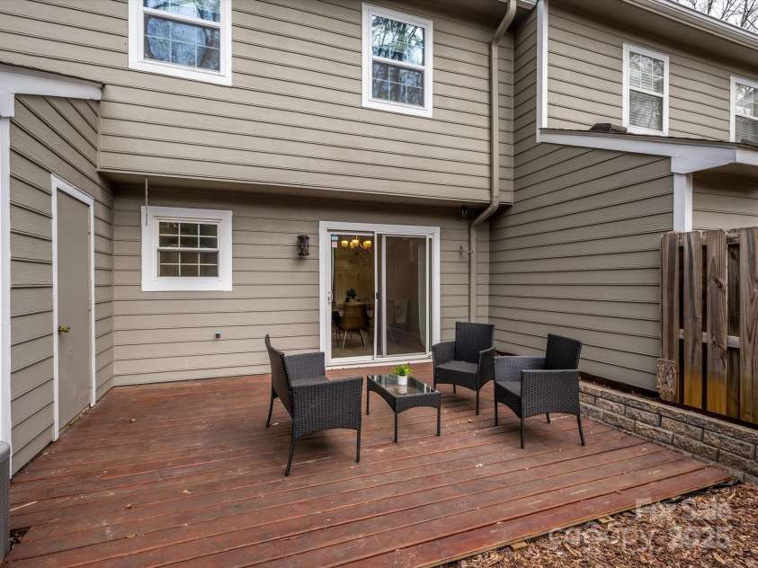 3170 Heathstead Place, Charlotte, NC 28210.  MLS# CAR4223742, YatesRealty ID 5967. 