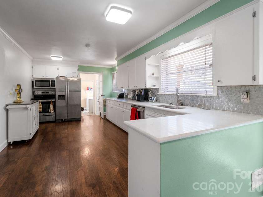 1099 Potter Road, Lancaster, SC 29720.  MLS# CAR4342650, YatesRealty ID 5968. 