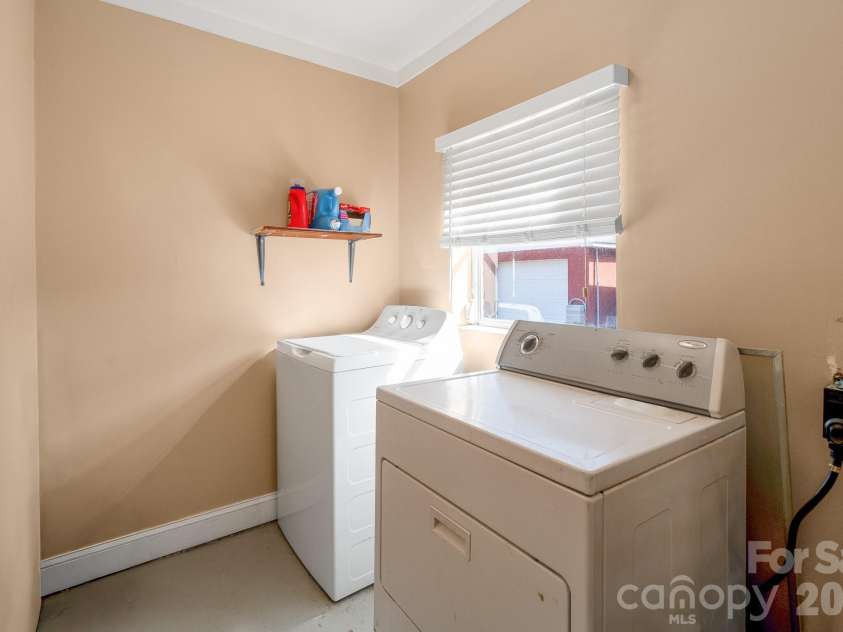 1099 Potter Road, Lancaster, SC 29720.  MLS# CAR4342650, YatesRealty ID 5968. 