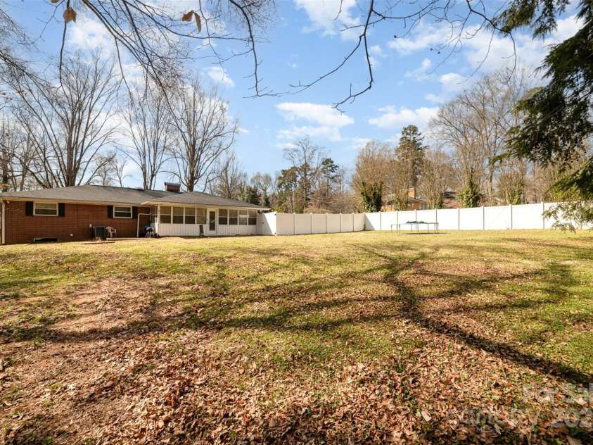 401 Dakota Street, Kannapolis, NC 28083.  MLS# CAR4234631, YatesRealty ID 5968. Huge Backyard!