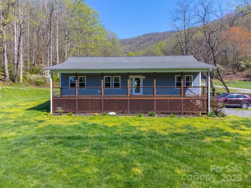 2349 East Fork Road, Sylva, NC 28779.  MLS# CAR4246226, YatesRealty ID 5969. 