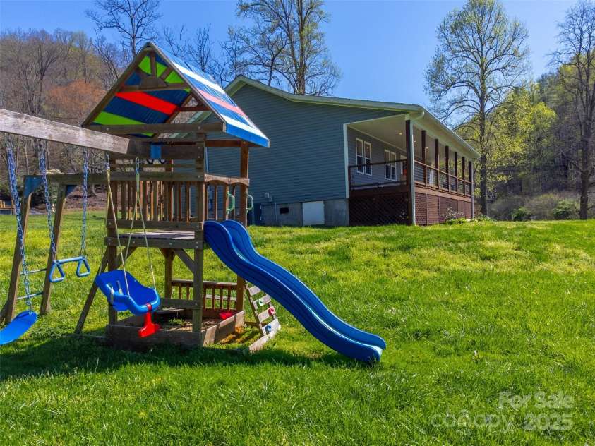 2349 East Fork Road, Sylva, NC 28779.  MLS# CAR4246226, YatesRealty ID 5969. 
