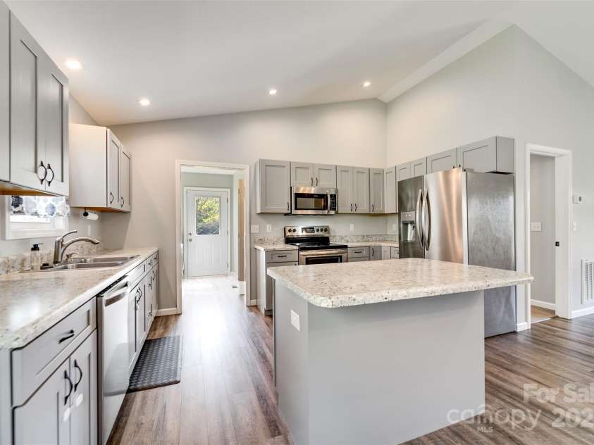 2349 East Fork Road, Sylva, NC 28779.  MLS# CAR4246226, YatesRealty ID 5969. 