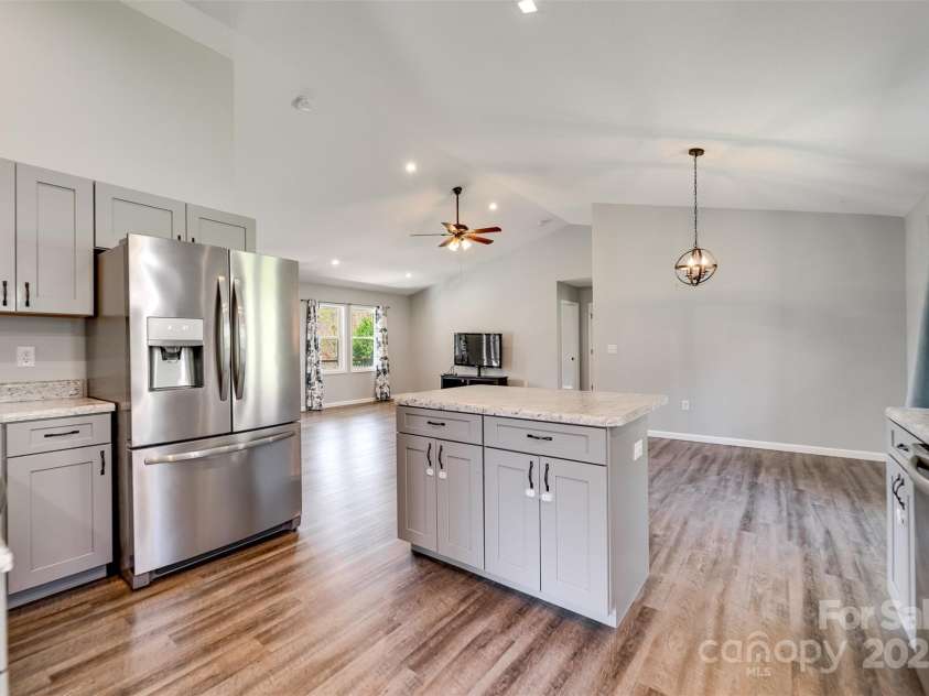 2349 East Fork Road, Sylva, NC 28779.  MLS# CAR4246226, YatesRealty ID 5969. 