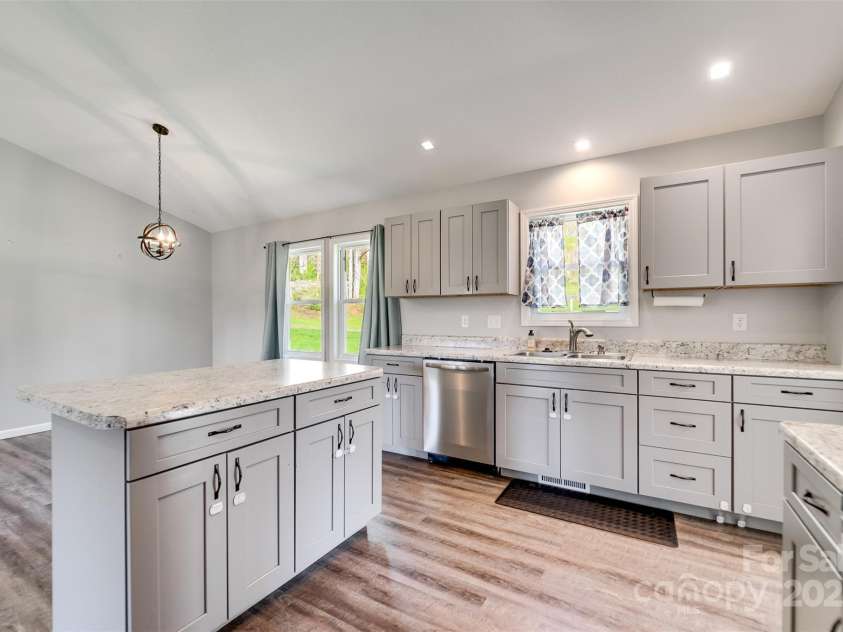 2349 East Fork Road, Sylva, NC 28779.  MLS# CAR4246226, YatesRealty ID 5969. 