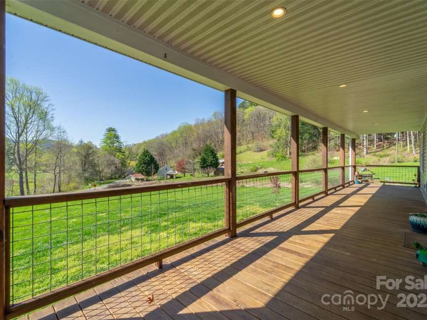 2349 East Fork Road, Sylva, NC 28779.  MLS# CAR4246226, YatesRealty ID 5969. 