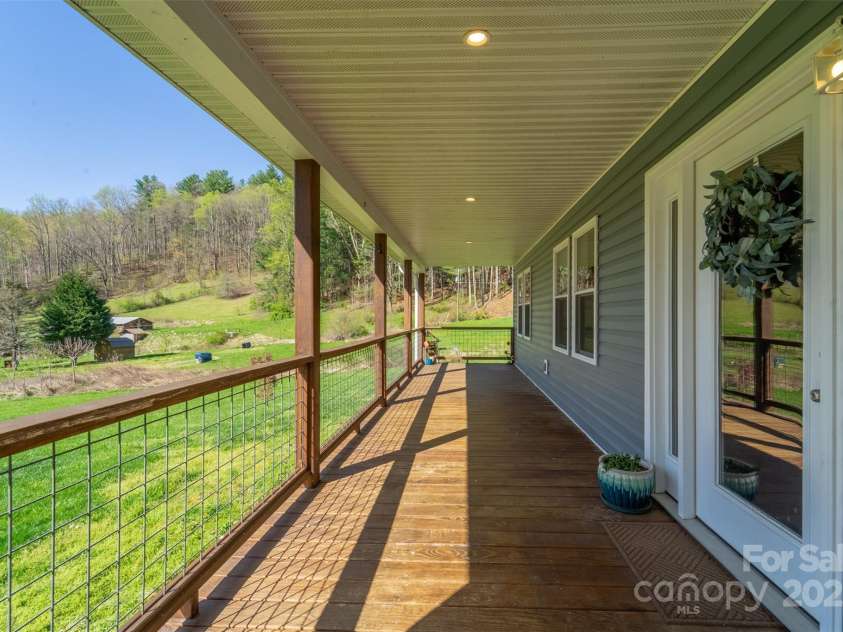2349 East Fork Road, Sylva, NC 28779.  MLS# CAR4246226, YatesRealty ID 5969. 