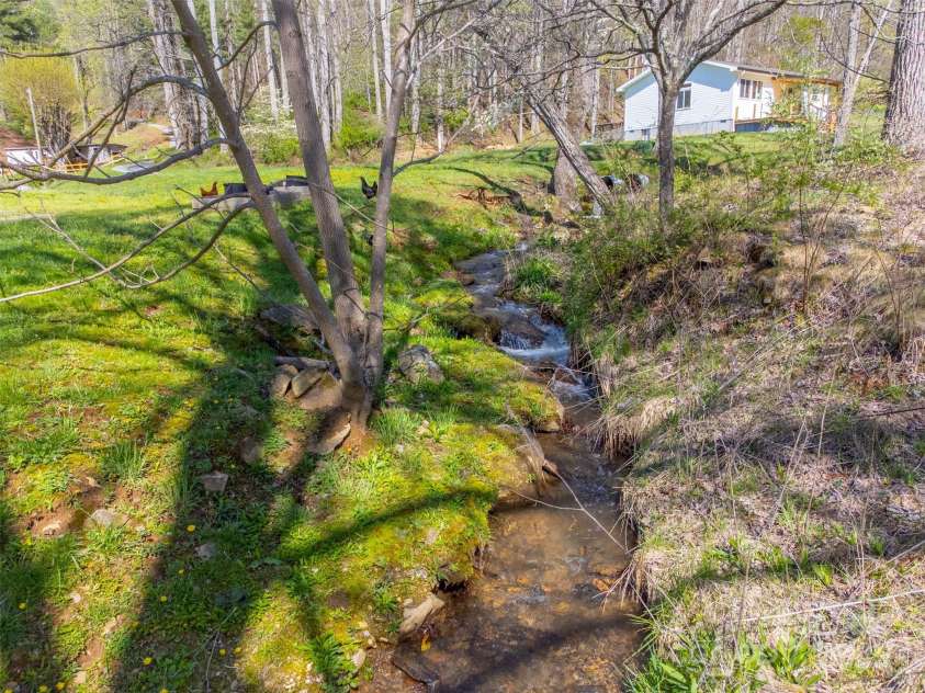 2349 East Fork Road, Sylva, NC 28779.  MLS# CAR4246226, YatesRealty ID 5969. 