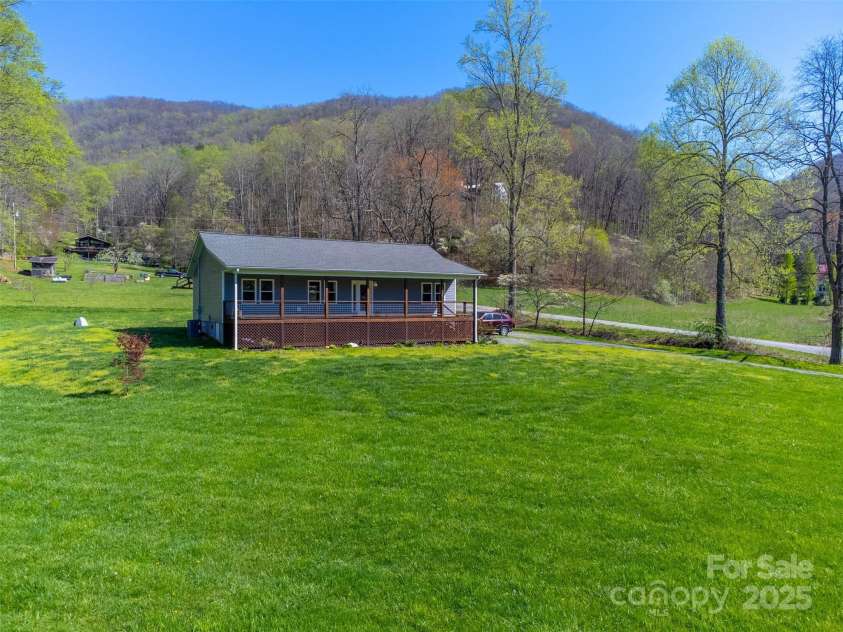 2349 East Fork Road, Sylva, NC 28779.  MLS# CAR4246226, YatesRealty ID 5969. 