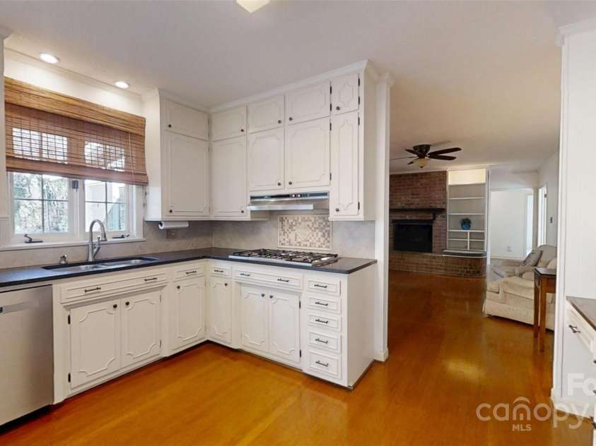 116 Jonas Drive, Lincolnton, NC 28092.  MLS# CAR4238345, YatesRealty ID 5970. 