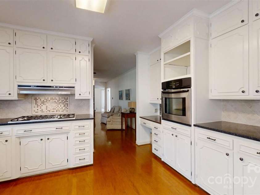 116 Jonas Drive, Lincolnton, NC 28092.  MLS# CAR4238345, YatesRealty ID 5970. 