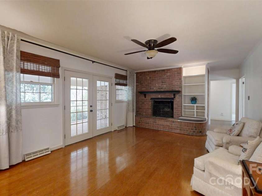 116 Jonas Drive, Lincolnton, NC 28092.  MLS# CAR4238345, YatesRealty ID 5970. 