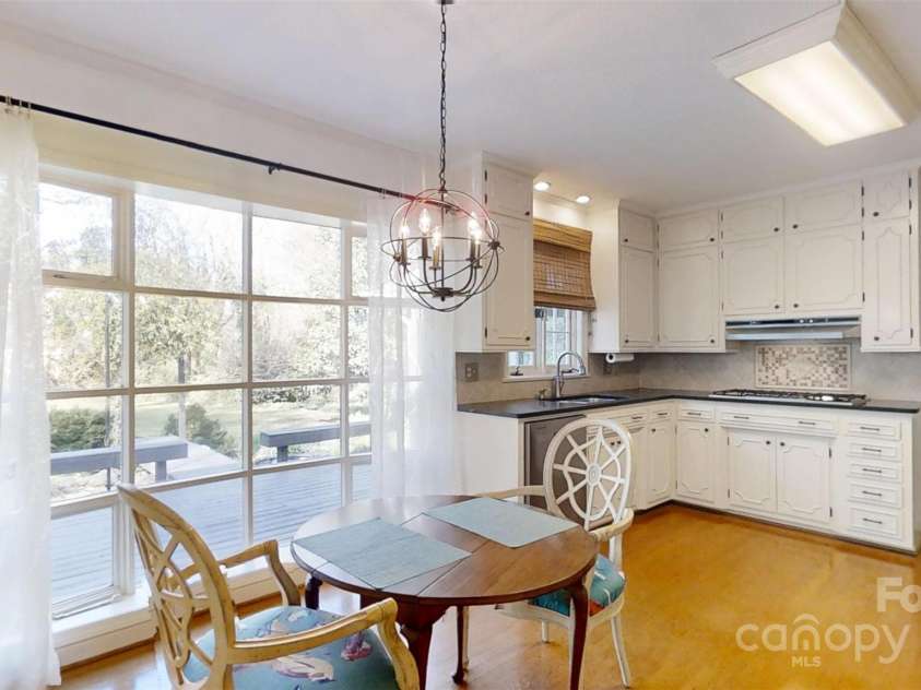 116 Jonas Drive, Lincolnton, NC 28092.  MLS# CAR4238345, YatesRealty ID 5970. 