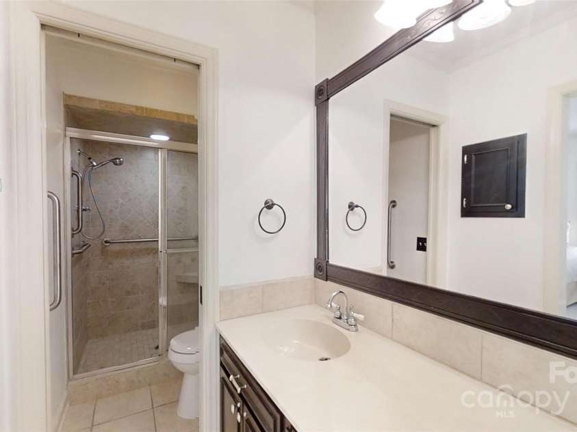 116 Jonas Drive, Lincolnton, NC 28092.  MLS# CAR4238345, YatesRealty ID 5970. 