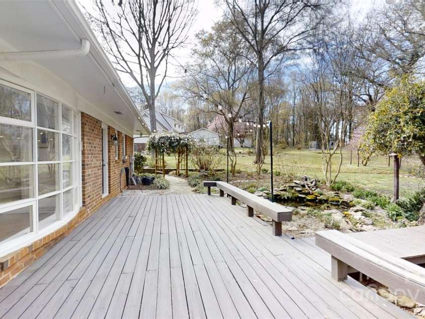 116 Jonas Drive, Lincolnton, NC 28092.  MLS# CAR4238345, YatesRealty ID 5970. 