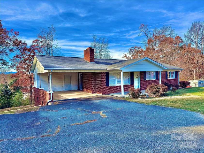 5746 Hardy Duckworth Road, Morganton, NC 28655.  MLS# CAR4204465, YatesRealty ID 5971. 