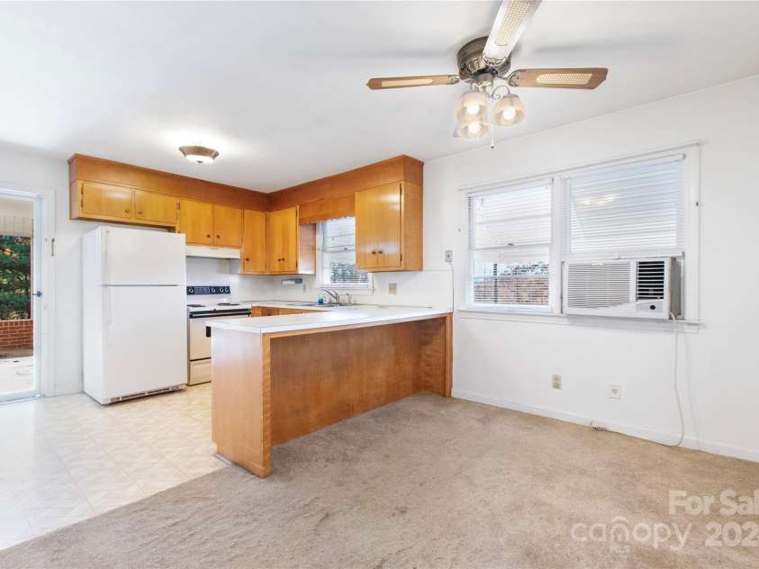 5746 Hardy Duckworth Road, Morganton, NC 28655.  MLS# CAR4204465, YatesRealty ID 5971. 