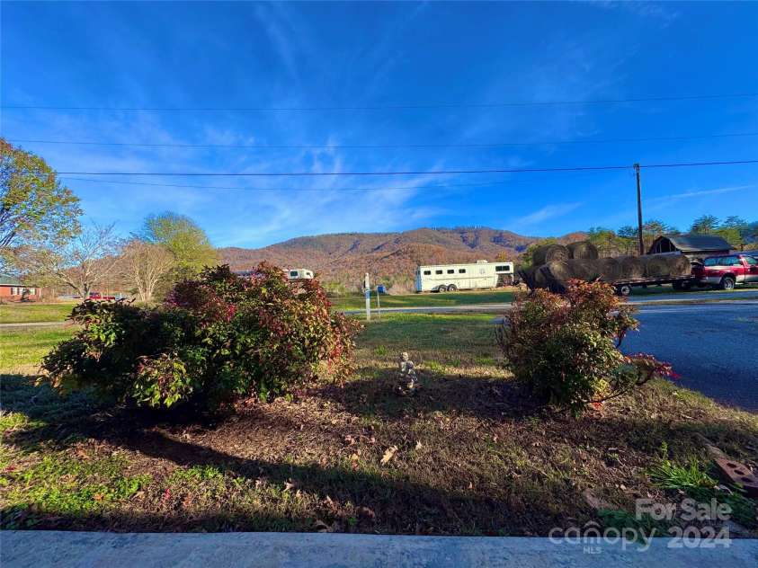 5746 Hardy Duckworth Road, Morganton, NC 28655.  MLS# CAR4204465, YatesRealty ID 5971. 