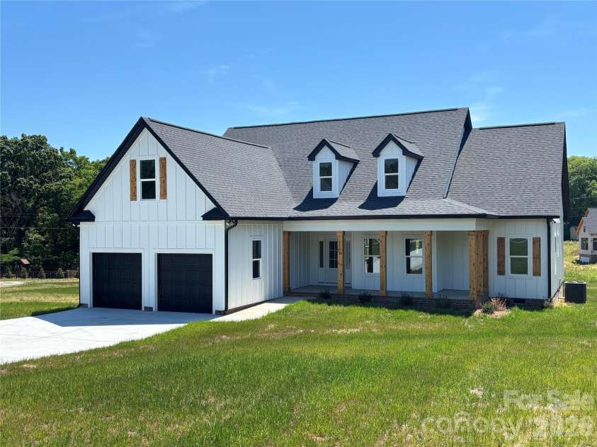 4106 New Salem Road, Marshville, NC 28103.  MLS# CAR4331810, YatesRealty ID 5972. 