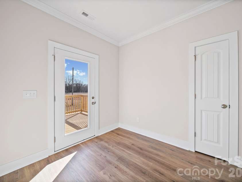 4106 New Salem Road, Marshville, NC 28103.  MLS# CAR4331810, YatesRealty ID 5972. Breakfast Area