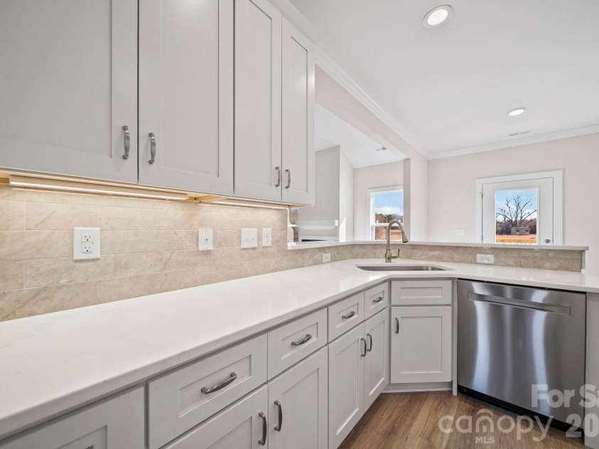 4106 New Salem Road, Marshville, NC 28103.  MLS# CAR4331810, YatesRealty ID 5972. Kitchen