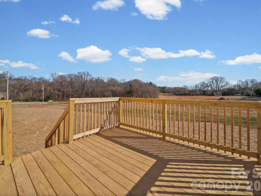 4106 New Salem Road, Marshville, NC 28103.  MLS# CAR4331810, YatesRealty ID 5972. Rear Deck