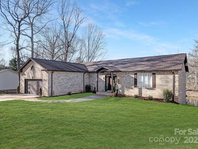 8260 Blades Trail, Denver, NC 28037.  MLS# CAR4213347, YatesRealty ID 5972. 