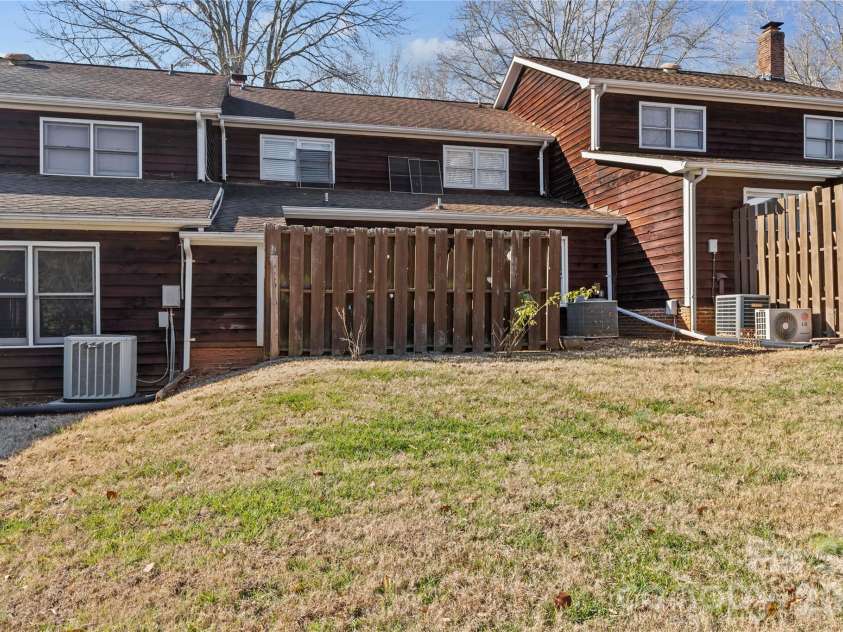 2502 Round Table Road, Monroe, NC 28110.  MLS# CAR4307222, YatesRealty ID 5973. 
