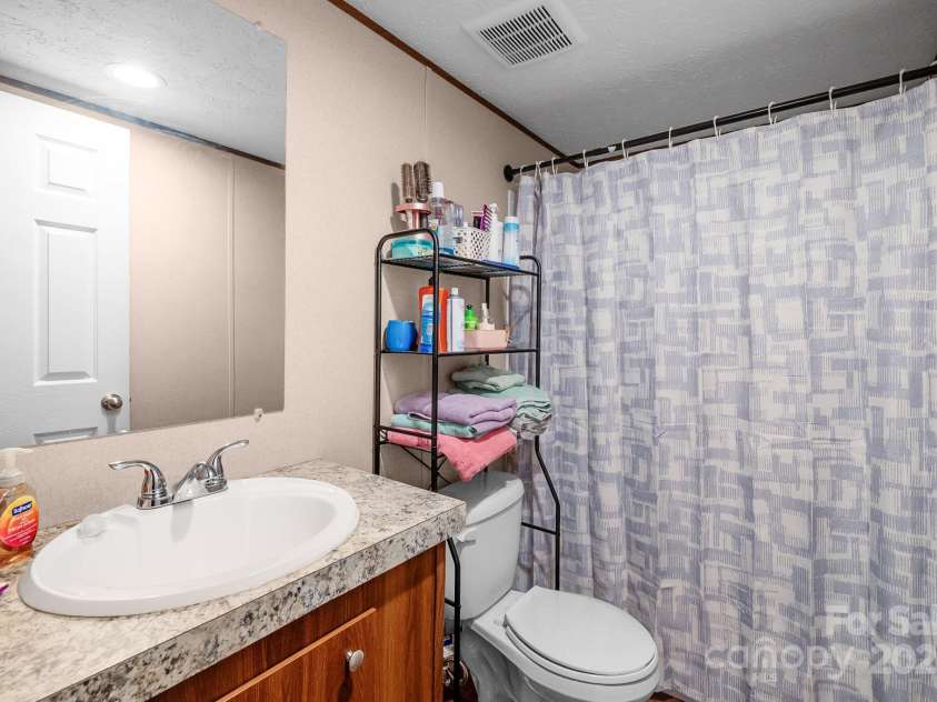 5263 RALEYS MILL Road, Bethune, SC 29009.  MLS# CAR4311506, YatesRealty ID 5974. 