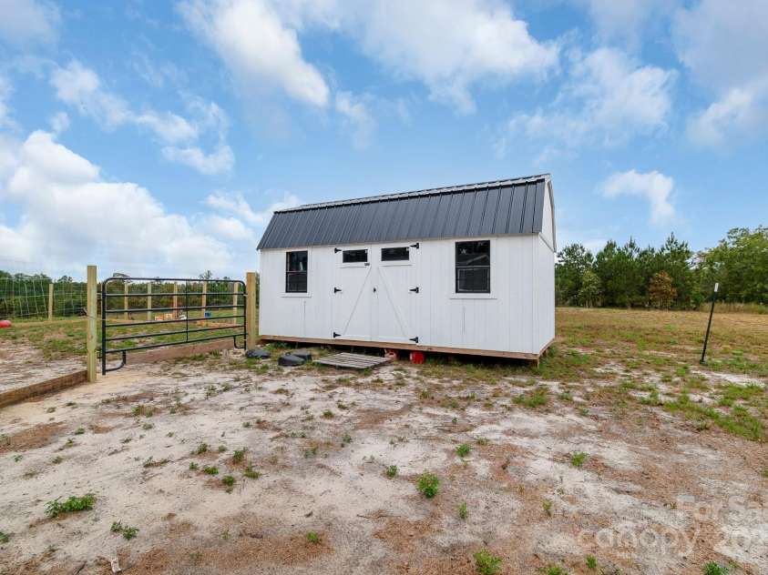 5263 RALEYS MILL Road, Bethune, SC 29009.  MLS# CAR4311506, YatesRealty ID 5974. 