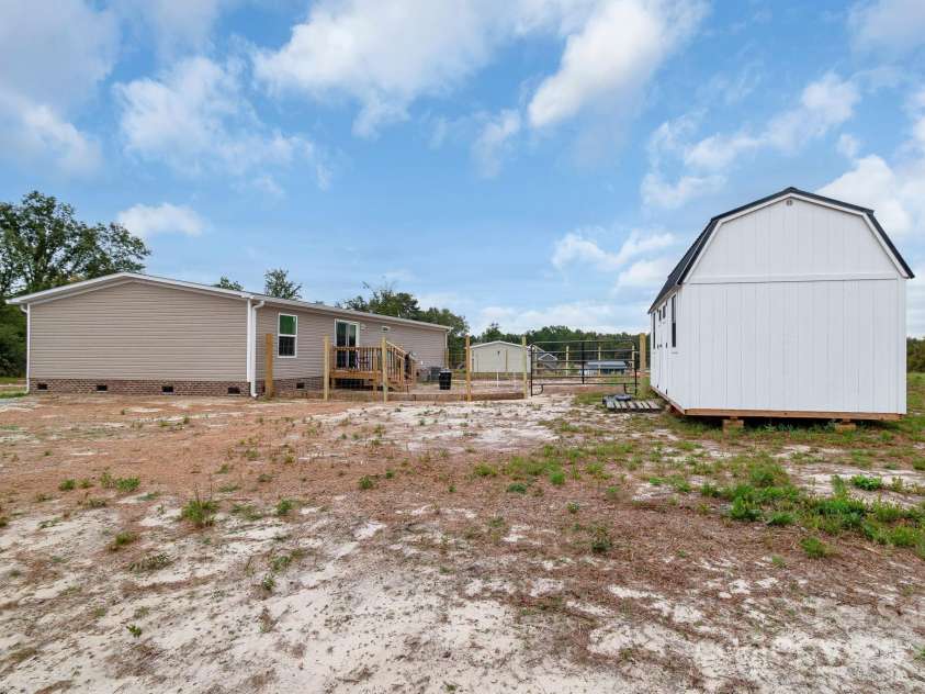 5263 RALEYS MILL Road, Bethune, SC 29009.  MLS# CAR4311506, YatesRealty ID 5974. 