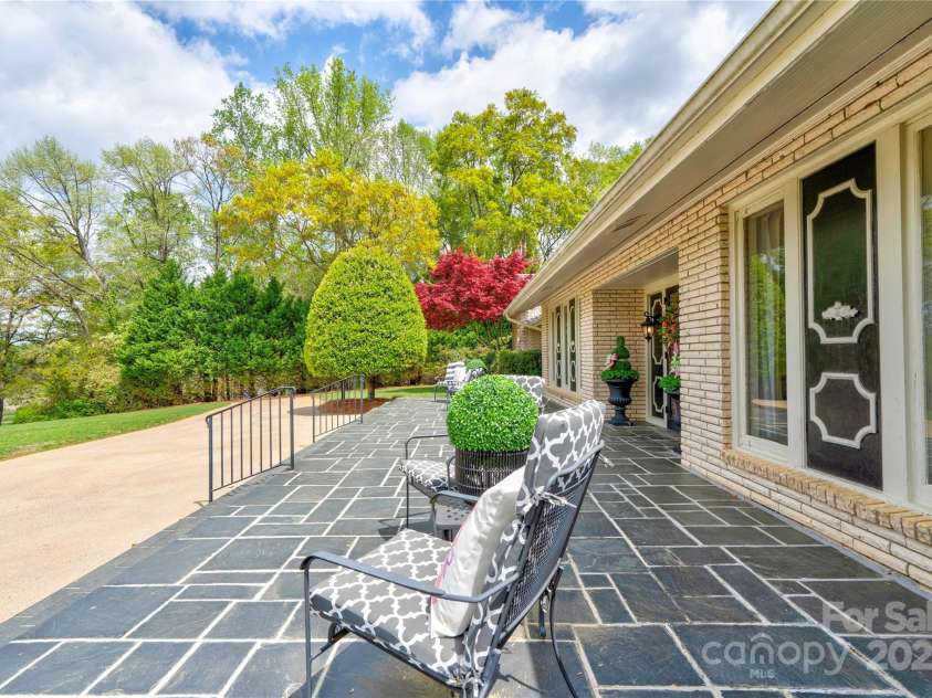 316 Country Club Acres None, Shelby, NC 28150.  MLS# CAR4244024, YatesRealty ID 5976. Front Tile Patio