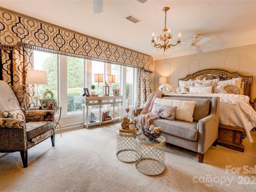 316 Country Club Acres None, Shelby, NC 28150.  MLS# CAR4244024, YatesRealty ID 5976. Primary Bedroom