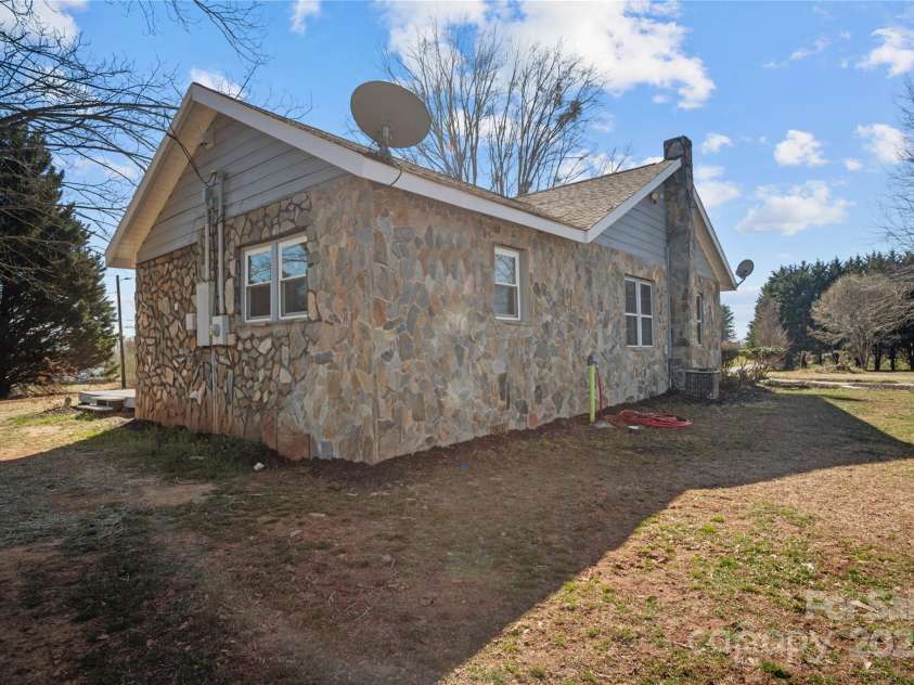 1953 Big Island Road, Rutherfordton, NC 28139.  MLS# CAR4317755, YatesRealty ID 5977. 