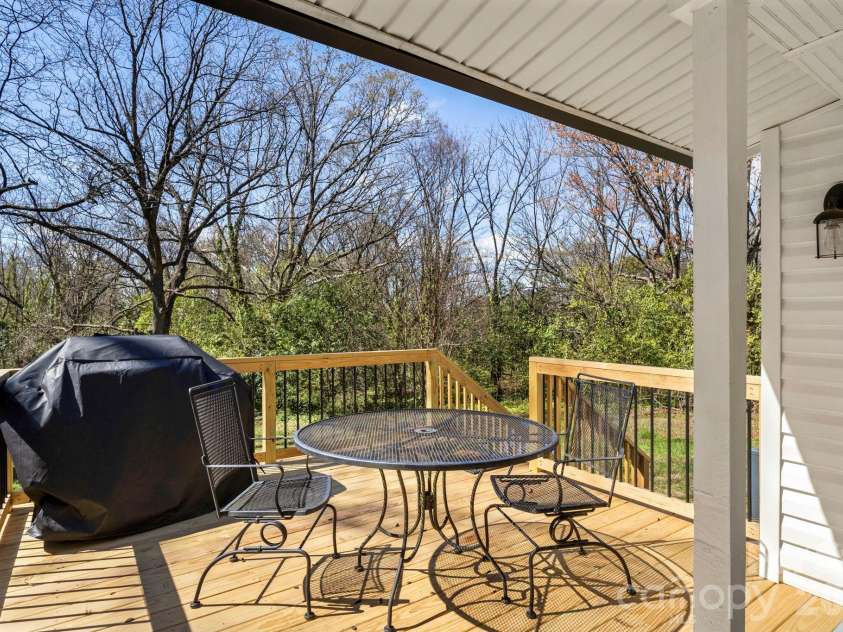 19705 Ferry Street, Cornelius, NC 28031.  MLS# CAR4356618, YatesRealty ID 5977. 
