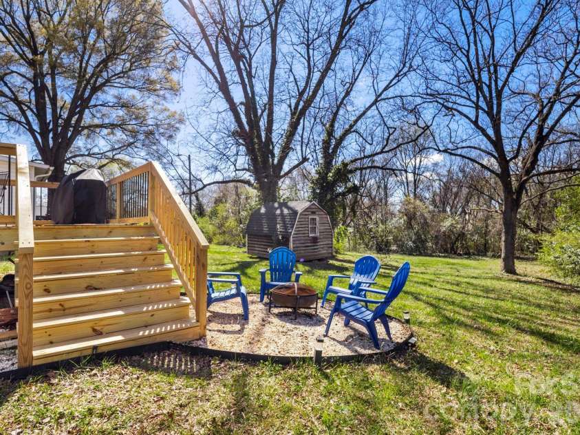 19705 Ferry Street, Cornelius, NC 28031.  MLS# CAR4356618, YatesRealty ID 5977. 