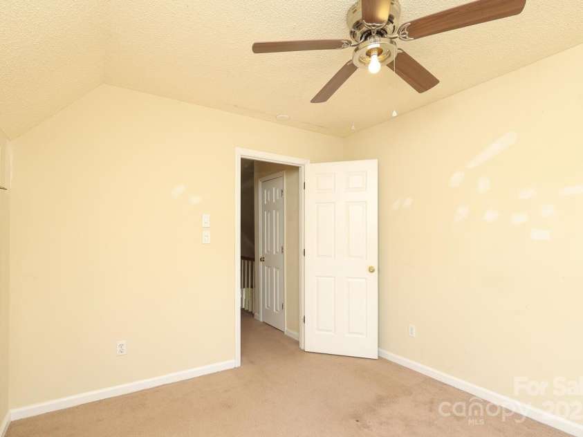 1121 Thoroughbred Place, Concord, NC 28027.  MLS# CAR4246454, YatesRealty ID 5978. 