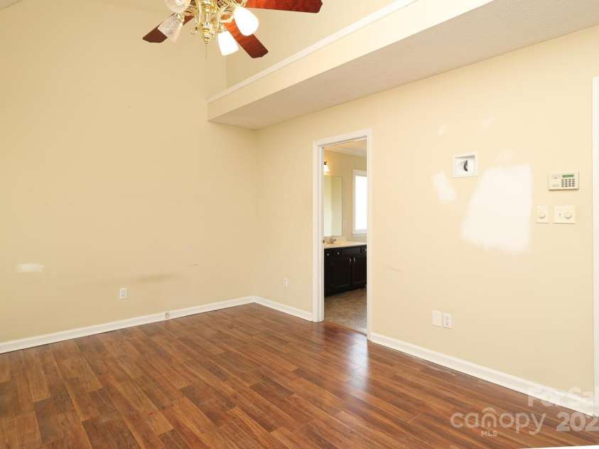 1121 Thoroughbred Place, Concord, NC 28027.  MLS# CAR4246454, YatesRealty ID 5978. 