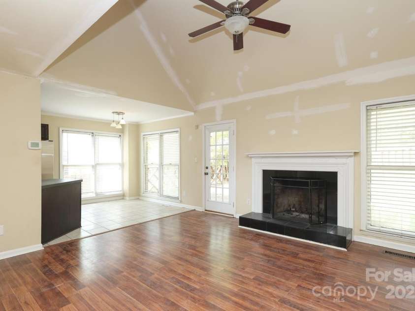 1121 Thoroughbred Place, Concord, NC 28027.  MLS# CAR4246454, YatesRealty ID 5978. 