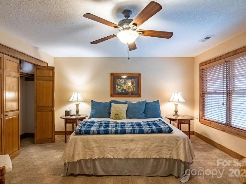 620 Sapphire Valley Road, Cashiers, NC 28717.  MLS# CAR4329121, YatesRealty ID 598. En-Suite #2 Bedroom on the front side of the building. All furniture here conveys.