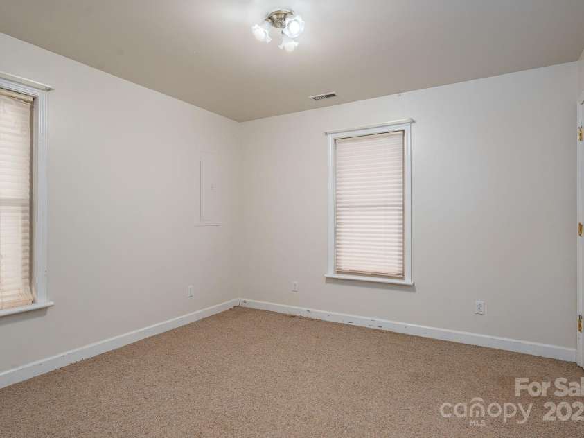 3880 Scronce Road, Vale, NC 28168.  MLS# CAR4231780, YatesRealty ID 5980. 