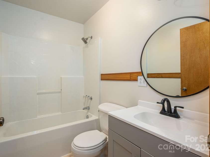 3880 Scronce Road, Vale, NC 28168.  MLS# CAR4231780, YatesRealty ID 5980. 