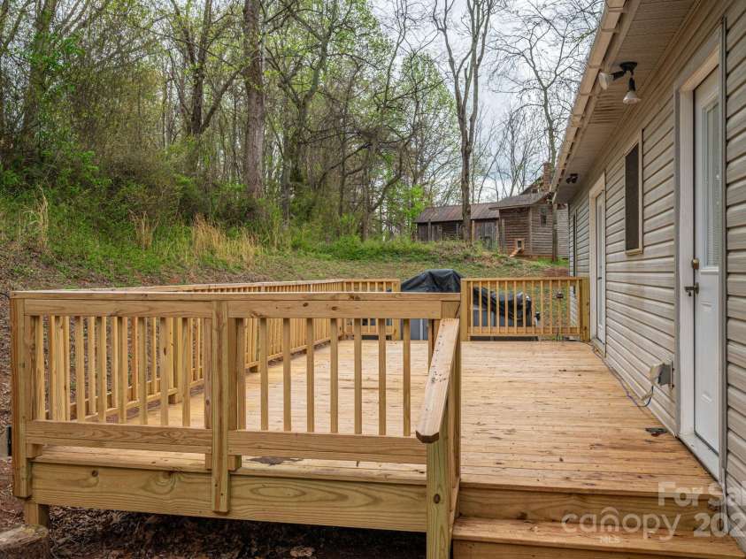 3880 Scronce Road, Vale, NC 28168.  MLS# CAR4231780, YatesRealty ID 5980. 