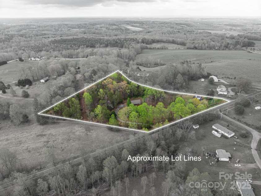3880 Scronce Road, Vale, NC 28168.  MLS# CAR4231780, YatesRealty ID 5980. Approximate Lot lines