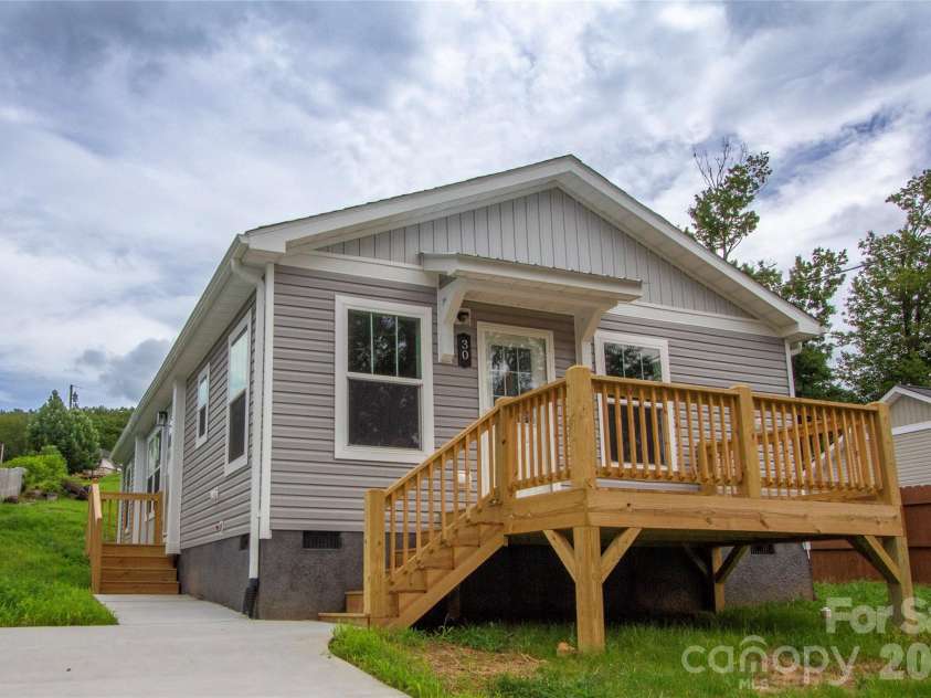 30 Babb Street, Waynesville, NC 28786.  MLS# CAR4280509, YatesRealty ID 5981. Charming new construction home